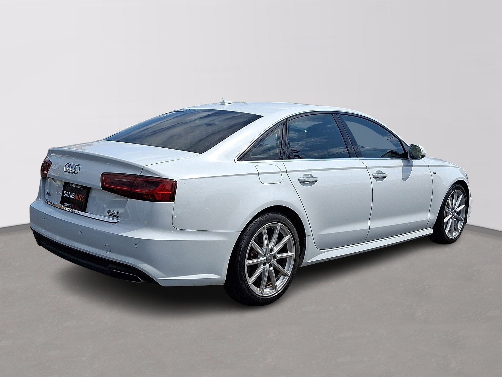 Used 2018 Glacier White Metallic - 2Y2Y Audi 2.0T Premium Plus image 6