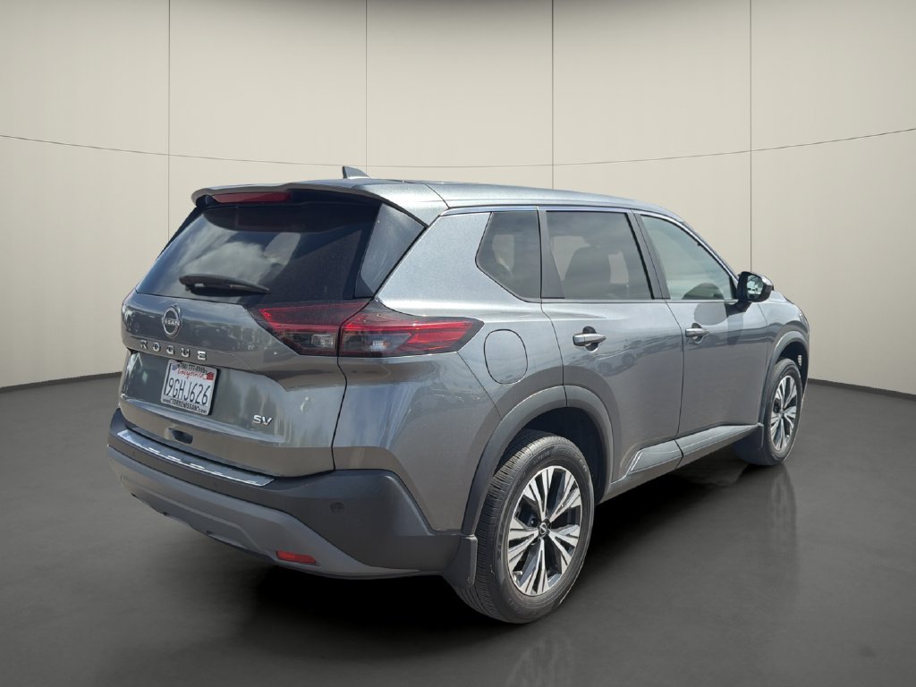 Used 2023 Gray Nissan SV image 7