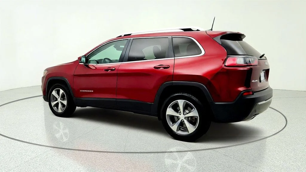 Used 2019 Velvet Red Pearlcoat Jeep Limited 4x4 image 7