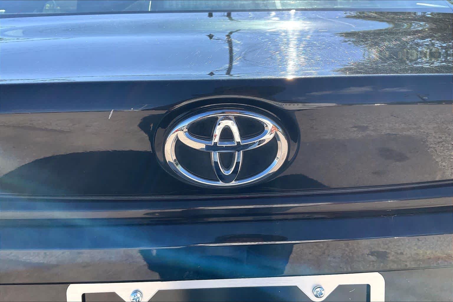 Used 2025 Midnight Black Metallic Toyota LE image 30