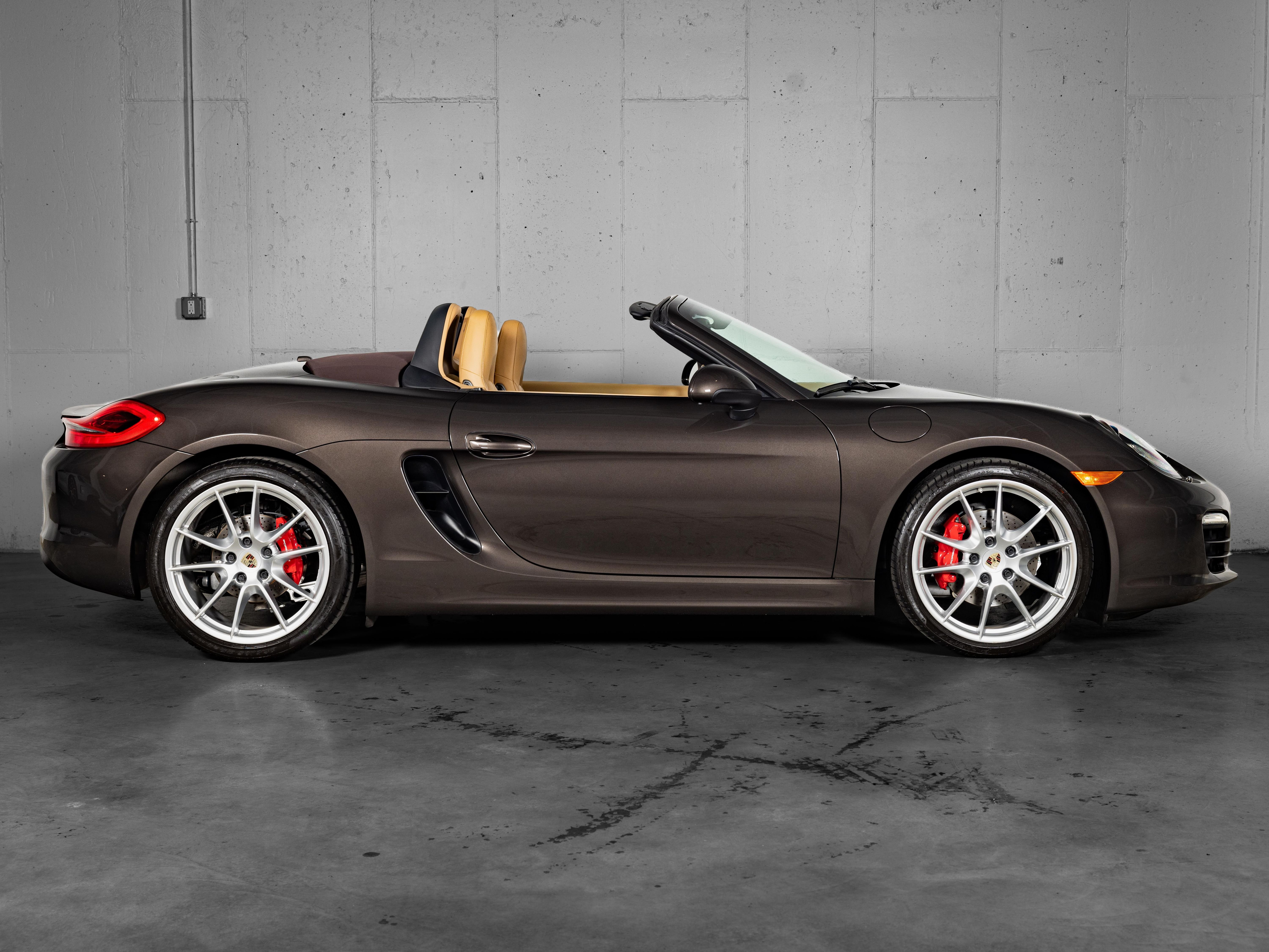 Used 2013 Brown Porsche S image 13