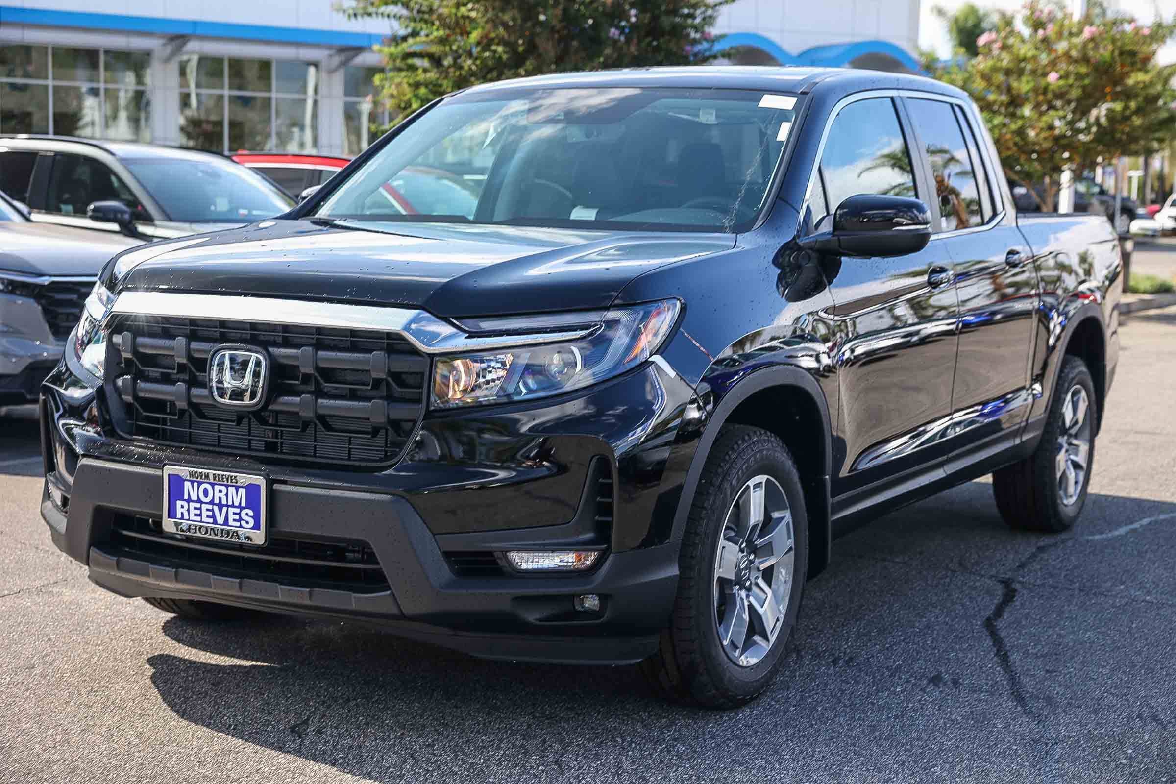 New 2026 Crystal Black Pearl Honda RTL AWD image 3
