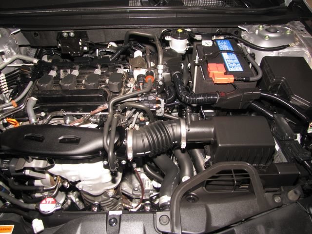 Used 2023 Lunar Silver Metallic Honda LX image 20