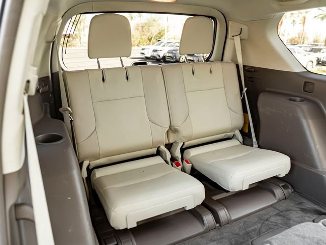 Used 2019 Starfire Pearl Lexus 460 image 31