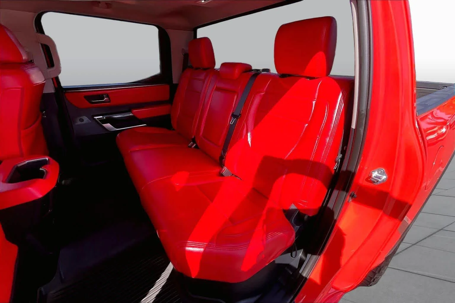 Used 2024 Solar Octane Toyota Limited image 20