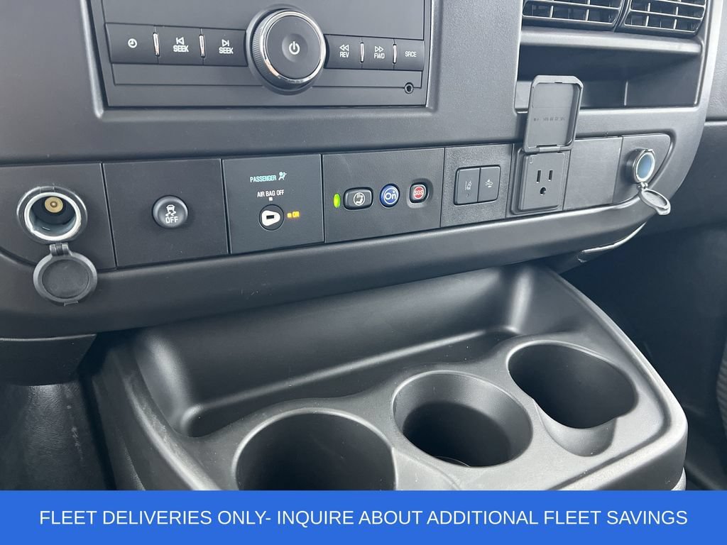 2025 Chevrolet Express Cargo Work Van - Photo 18