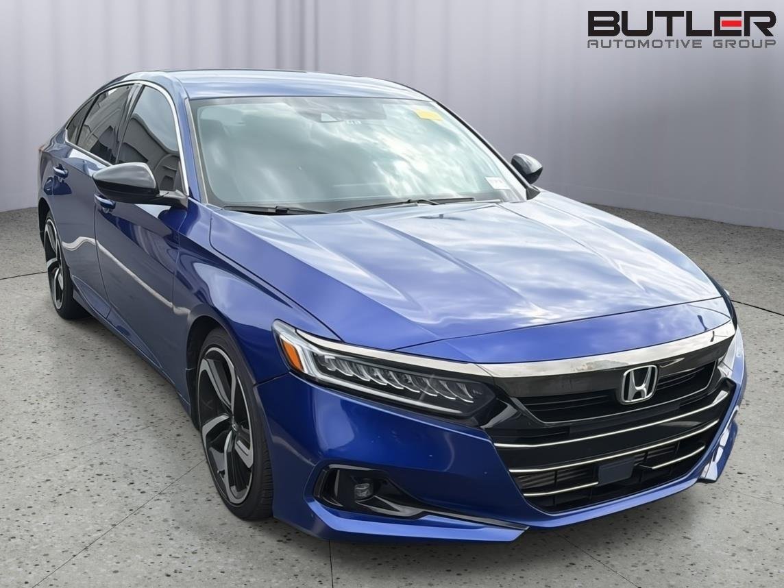 Used 2021 Still Night Pearl Honda Sport image 6
