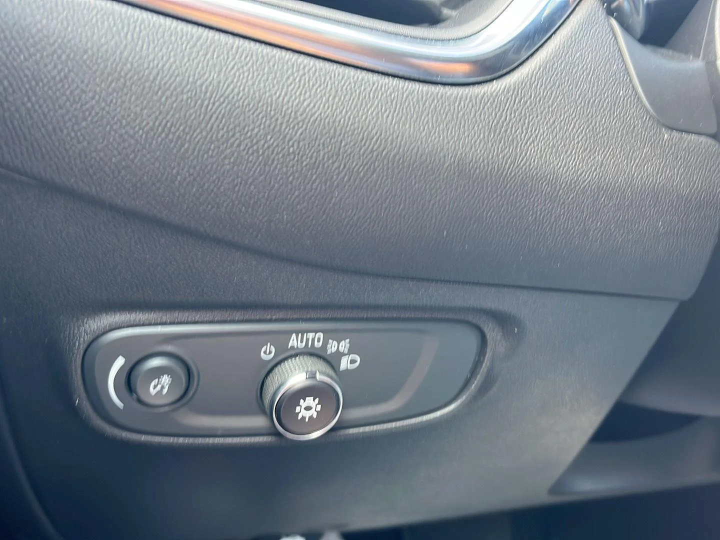 Used 2024 Sterling Gray Metallic Chevrolet LT image 13