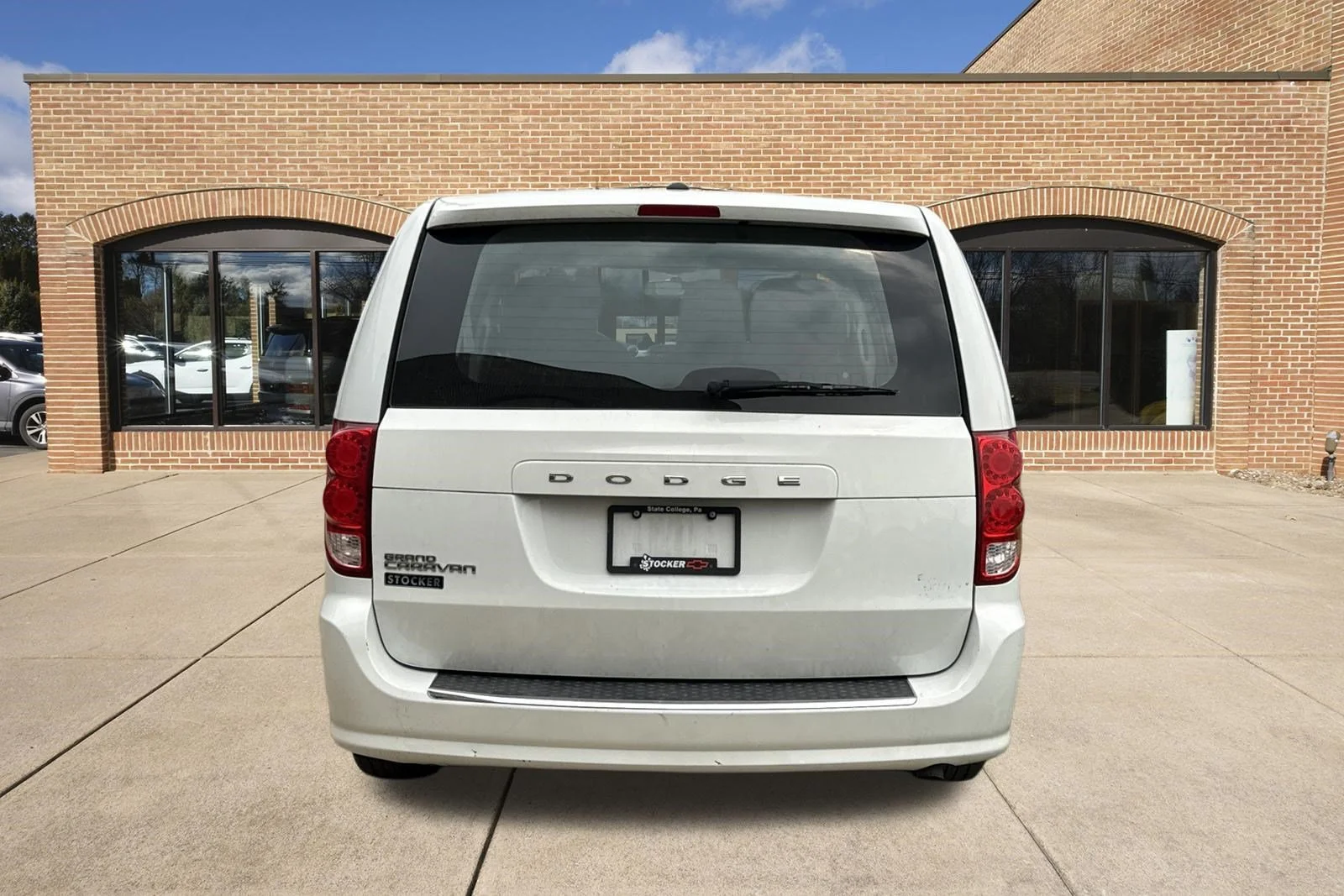 Used 2016 Bright White Clearcoat Dodge American Value Pkg image 4