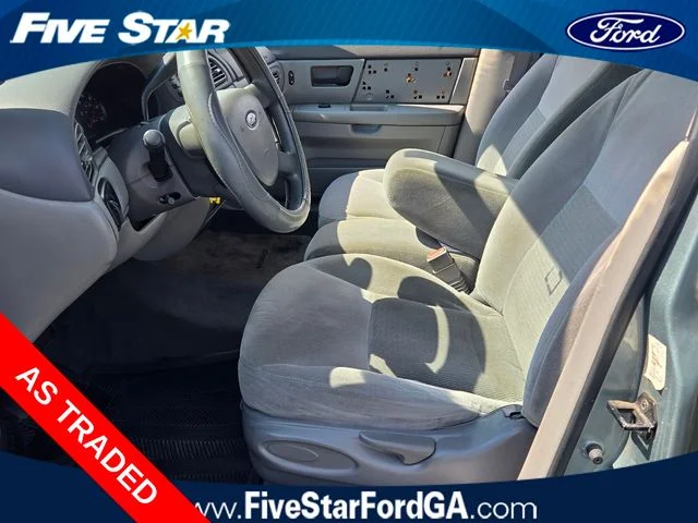 Used 2005 Green Ford SE image 11