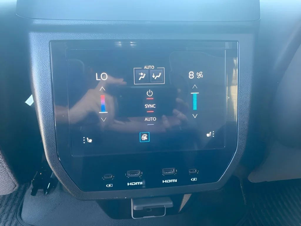 New 2026 Glacier White Tricoat GMC Denali Ultimate image 33