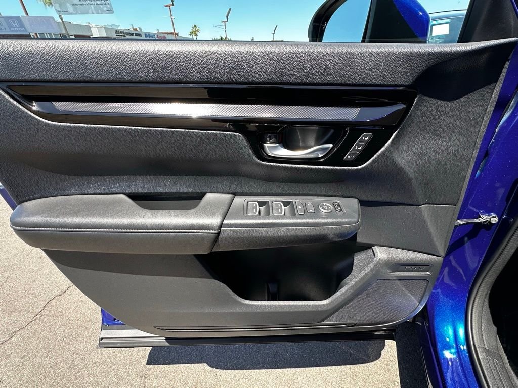 Used 2024  Honda EX-L image 21