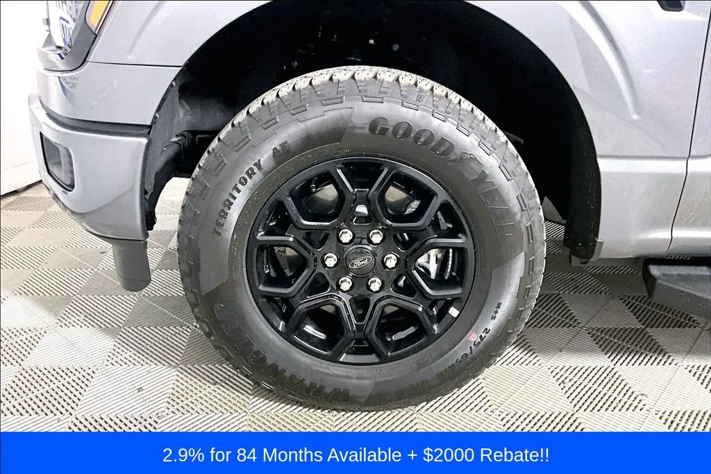 New 2026 Carbonized Gray Metallic Ford XLT image 11