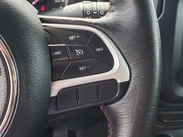 Used 2015 Colorado Red Jeep Trailhawk image 11