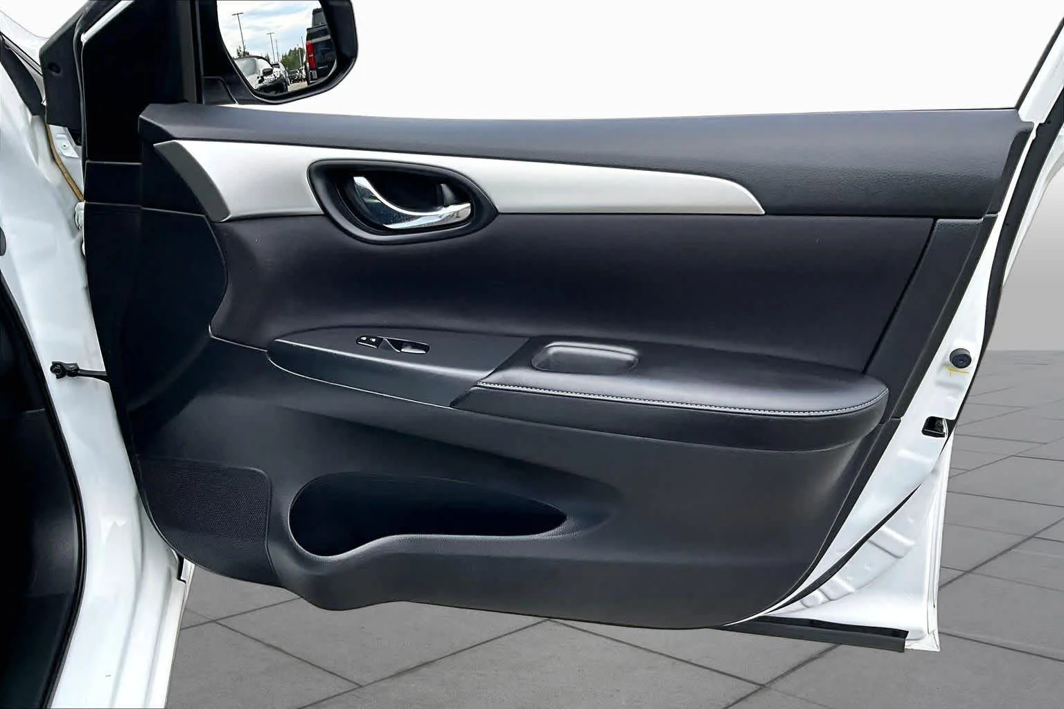 Used 2017 Fresh Powder Nissan S image 21
