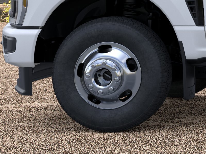 New 2026 White Ford Platinum image 19