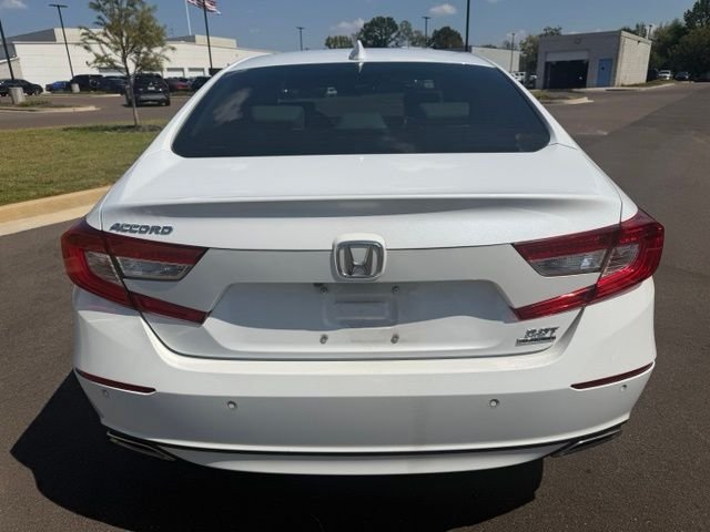Certified Used 2022 Platinum White Pearl Honda 2.0T TOURING image 4