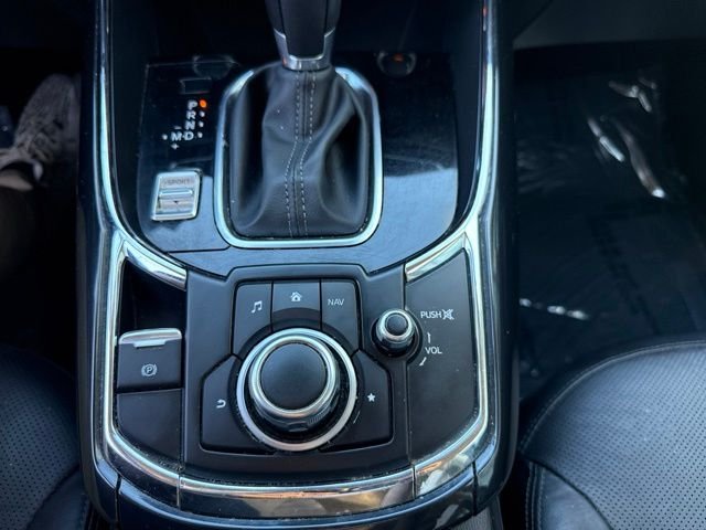 Used 2018 Red Mazda Touring image 19