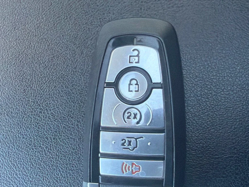 Used 2024 Carbonized Gray Metallic Ford SEL image 29