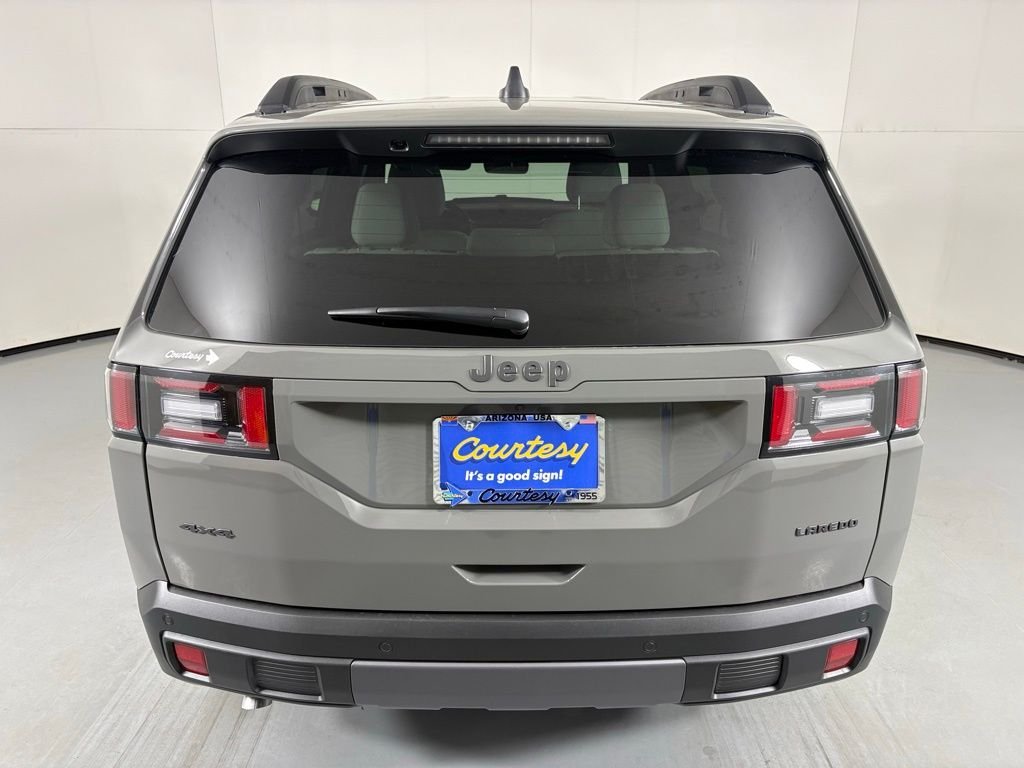New 2026 Sting-Gray Clear-Coat Exterior Paint Jeep Laredo image 7