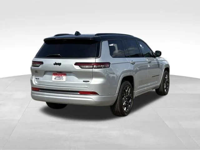 New 2026 Silver Zynith Exterior Paint Jeep Summit image 8