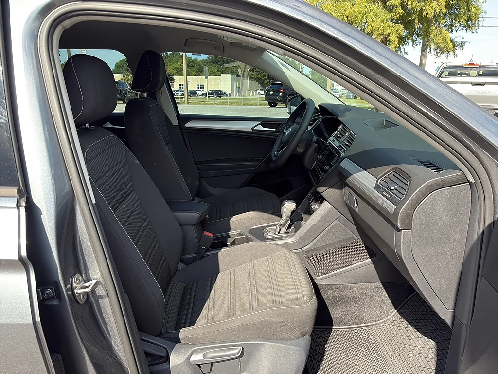 Used 2022 Platinum Gray Metallic Volkswagen 2.0T S FWD image 15