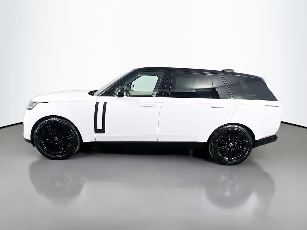 Used 2022 Fuji White Land Rover SE image 8