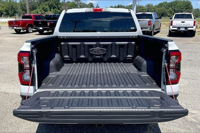 New 2026 Avalanche Ford XLT image 16
