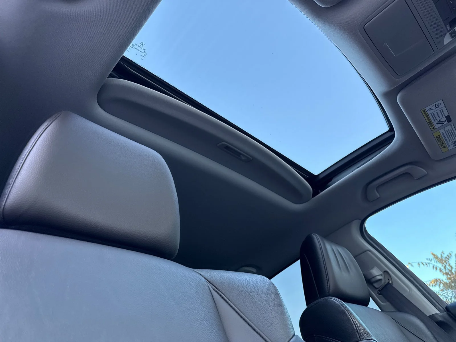 Used 2017  Acura Technology Package image 18