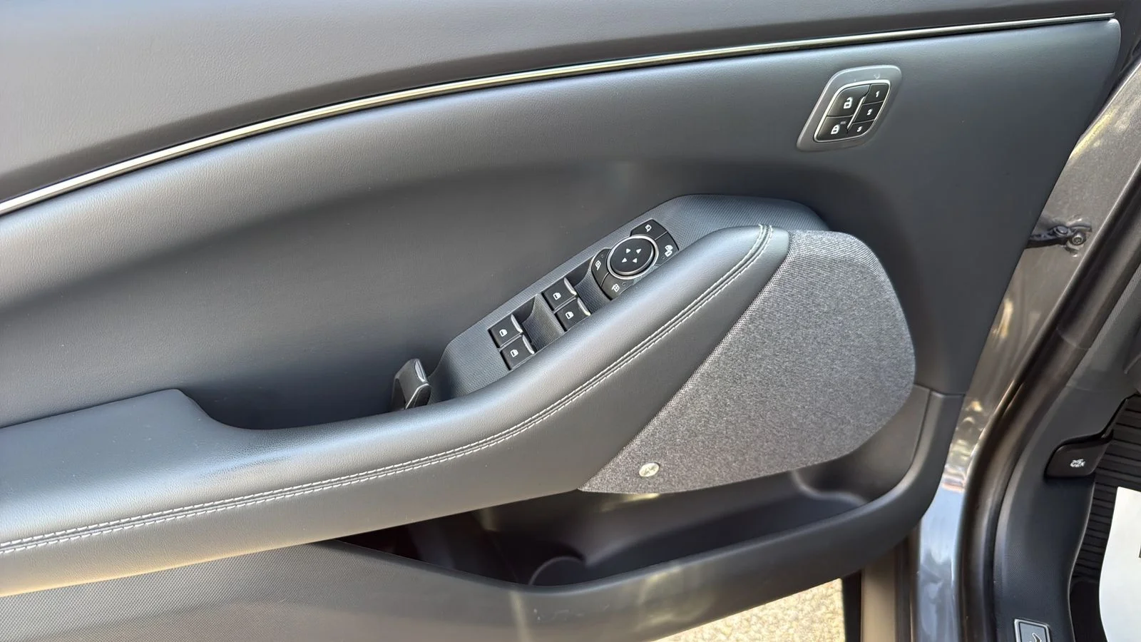 Used 2023 Gray Ford Premium image 11