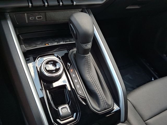 Used 2025 Gray Chevrolet Trail Boss image 14