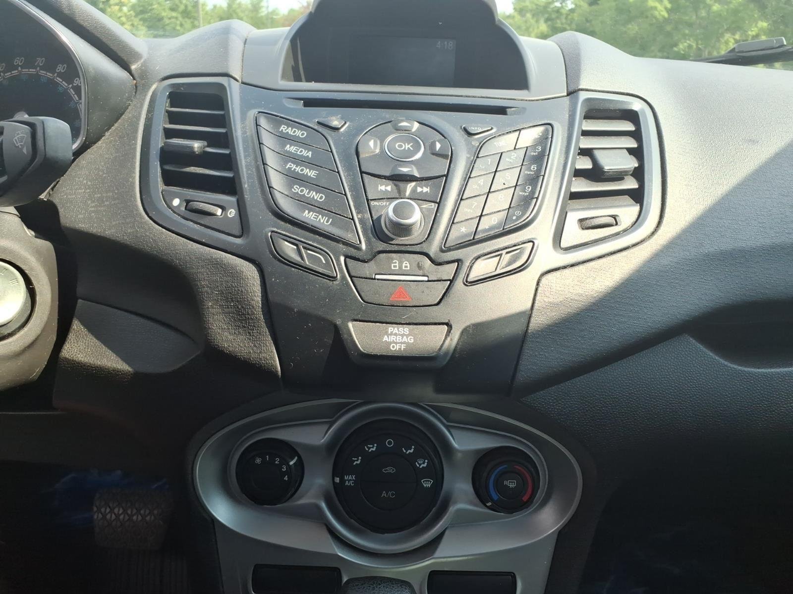 Used 2019 Lightning Blue Ford SE image 26
