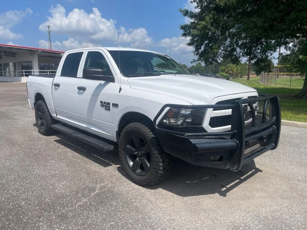 Pre-Owned 2019 Ram 1500 Classic Express 4WD 4D Crew Cab