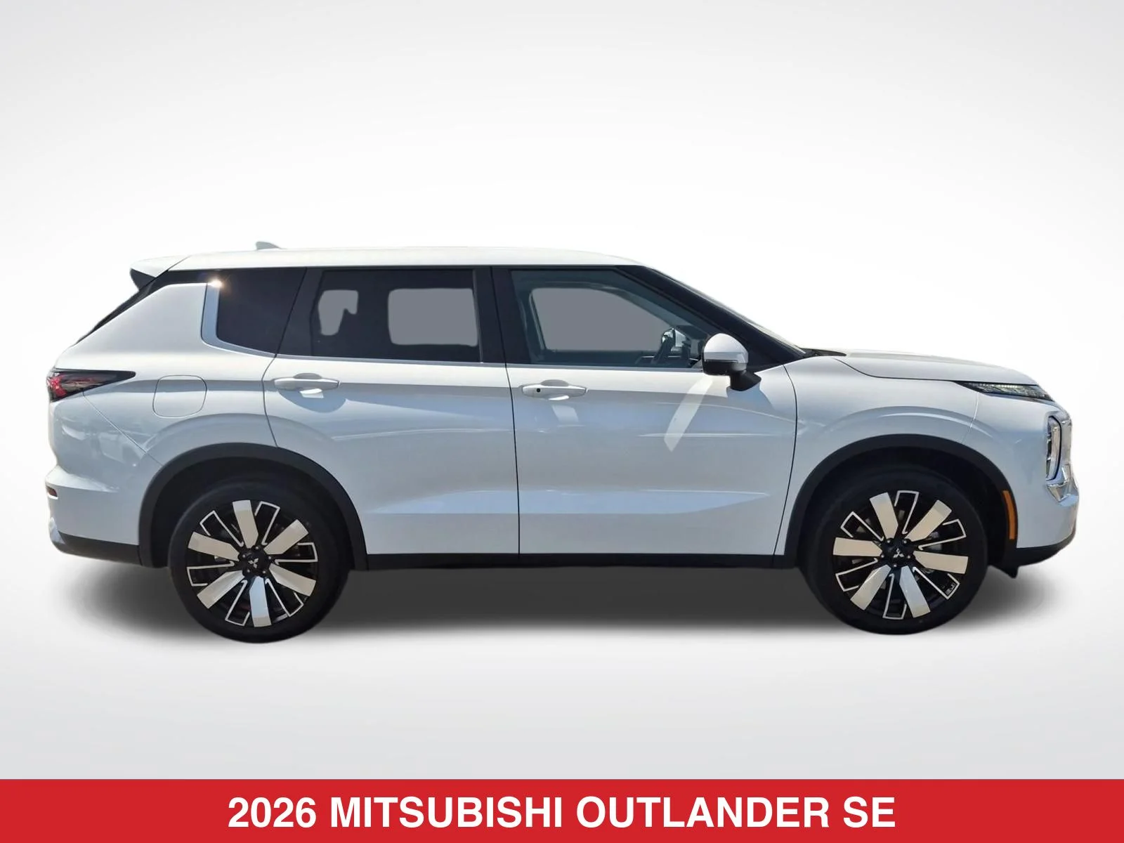 New 2026 White Mitsubishi SE image 6