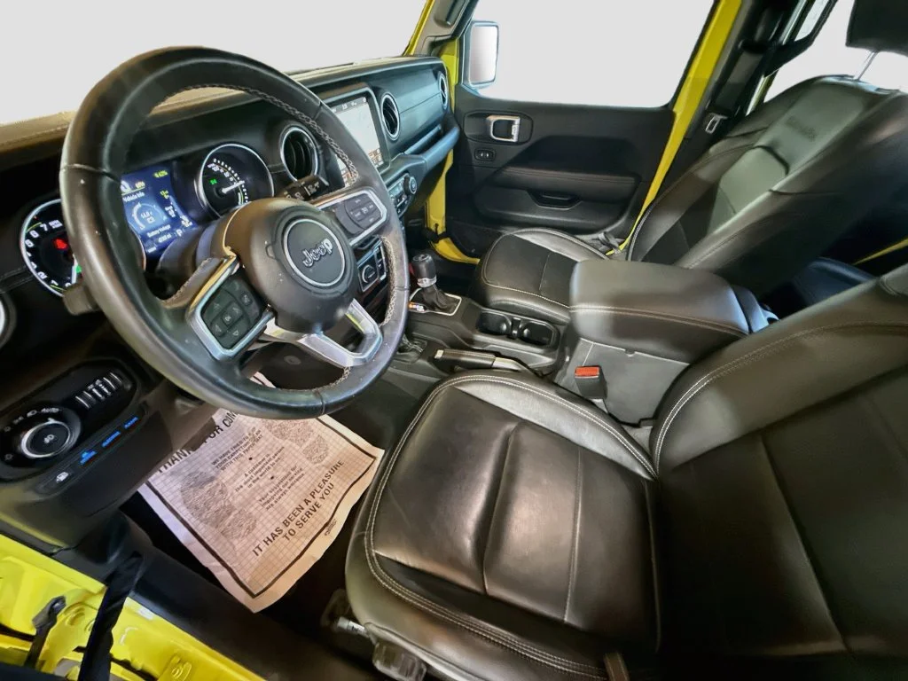 Used 2022  Jeep Unlimited Sahara 4xe image 27