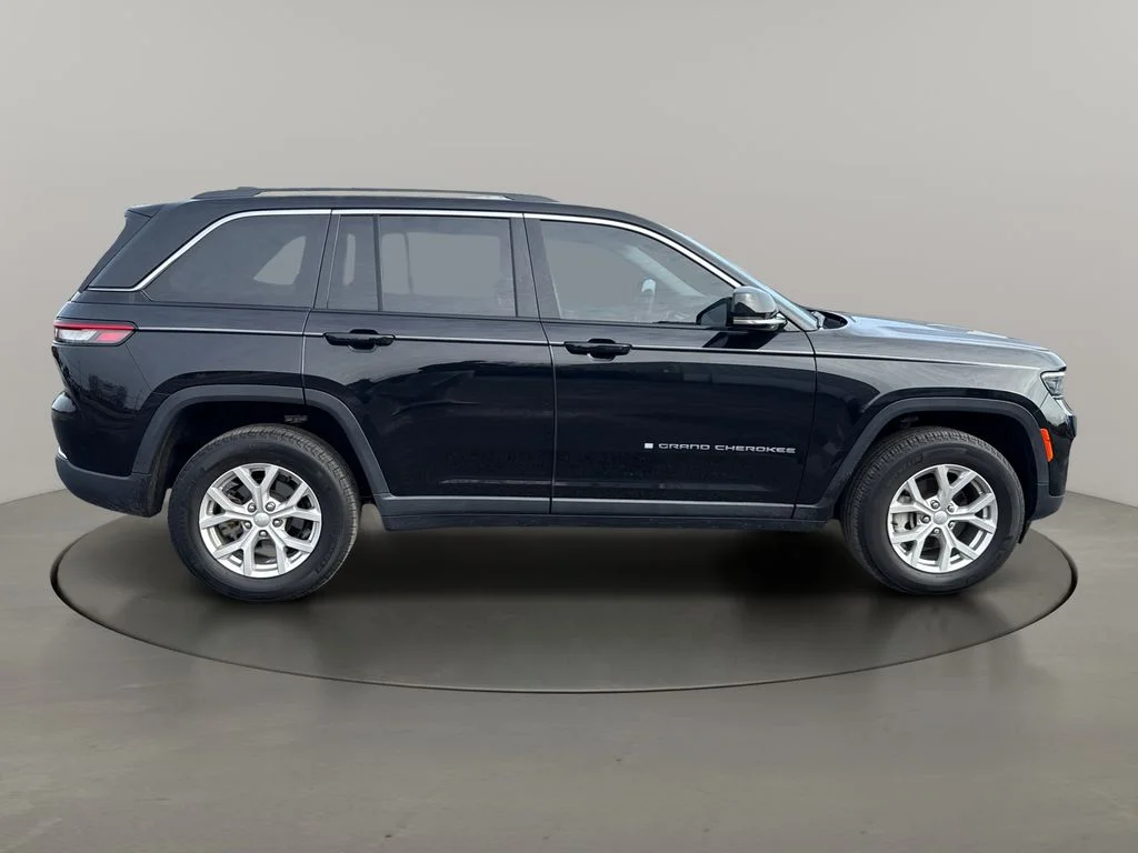 Used 2023 Black Jeep Limited image 8