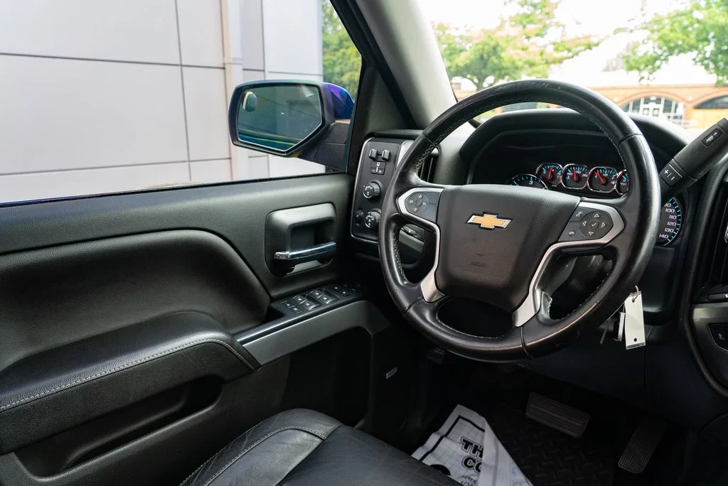 Used 2018 Black Chevrolet LT image 12