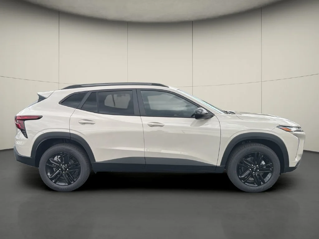 New 2026 White Sands Chevrolet ACTIV image 8