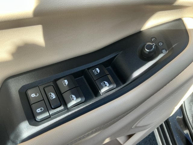 Used 2024 Black Jeep Limited image 15