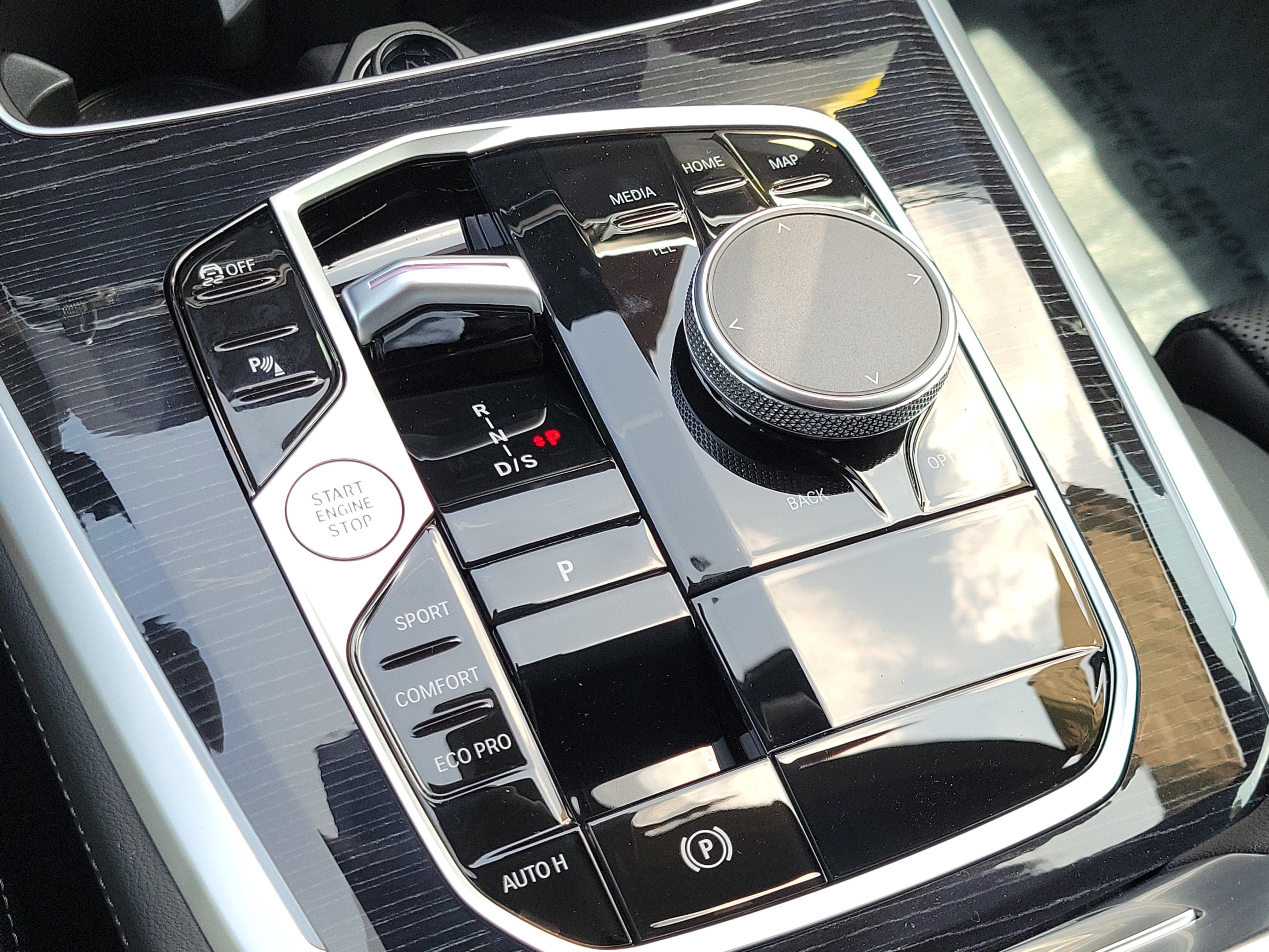 New 2026 Brooklyn Grey Metallic BMW sDrive40i image 23