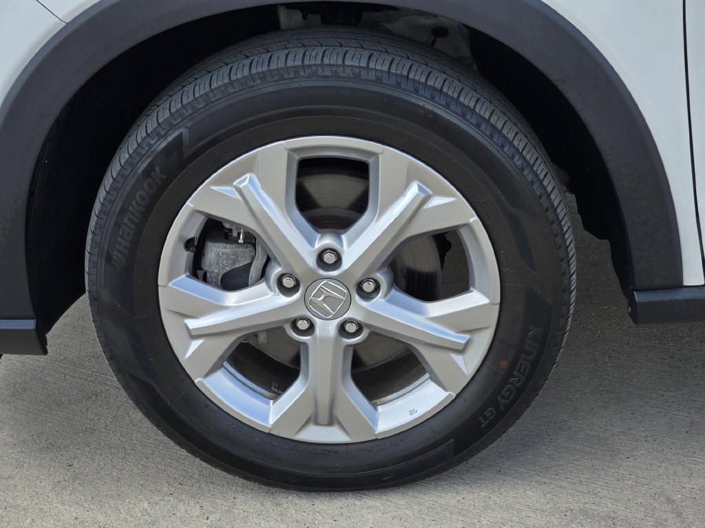 Used 2024 White Honda LX image 8