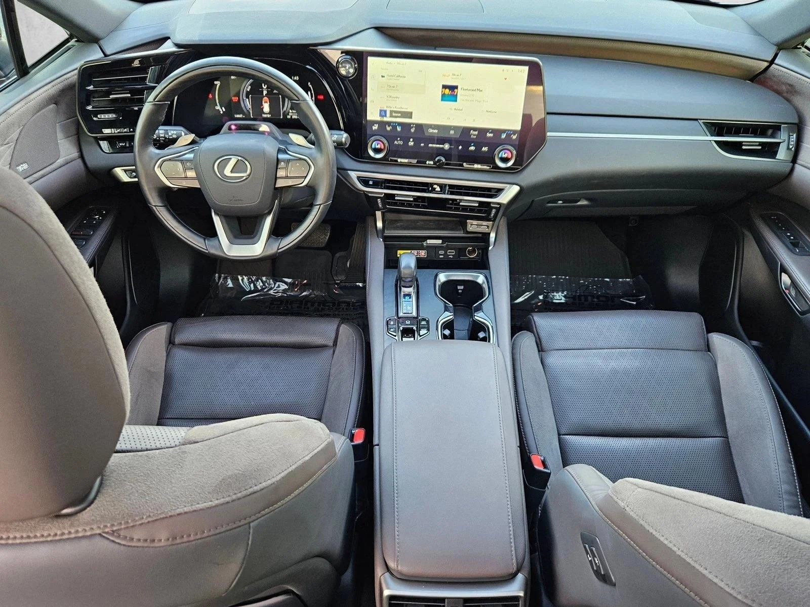 Used 2024 Caviar Lexus RX 450h+ Luxury image 18