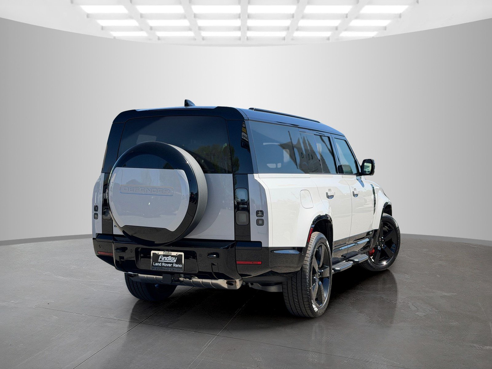 2026 Land Rover Defender X - Photo 5