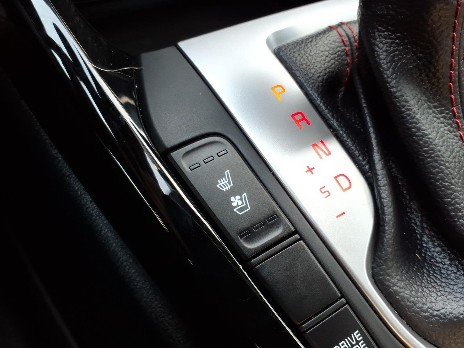 Used 2024 Snow White Pearl Kia GT image 6