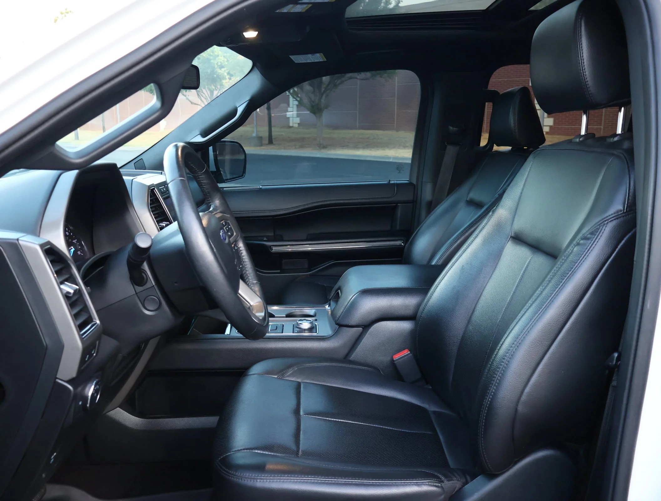 Used 2021 Star White Metallic Tri-Coat Ford XLT image 8