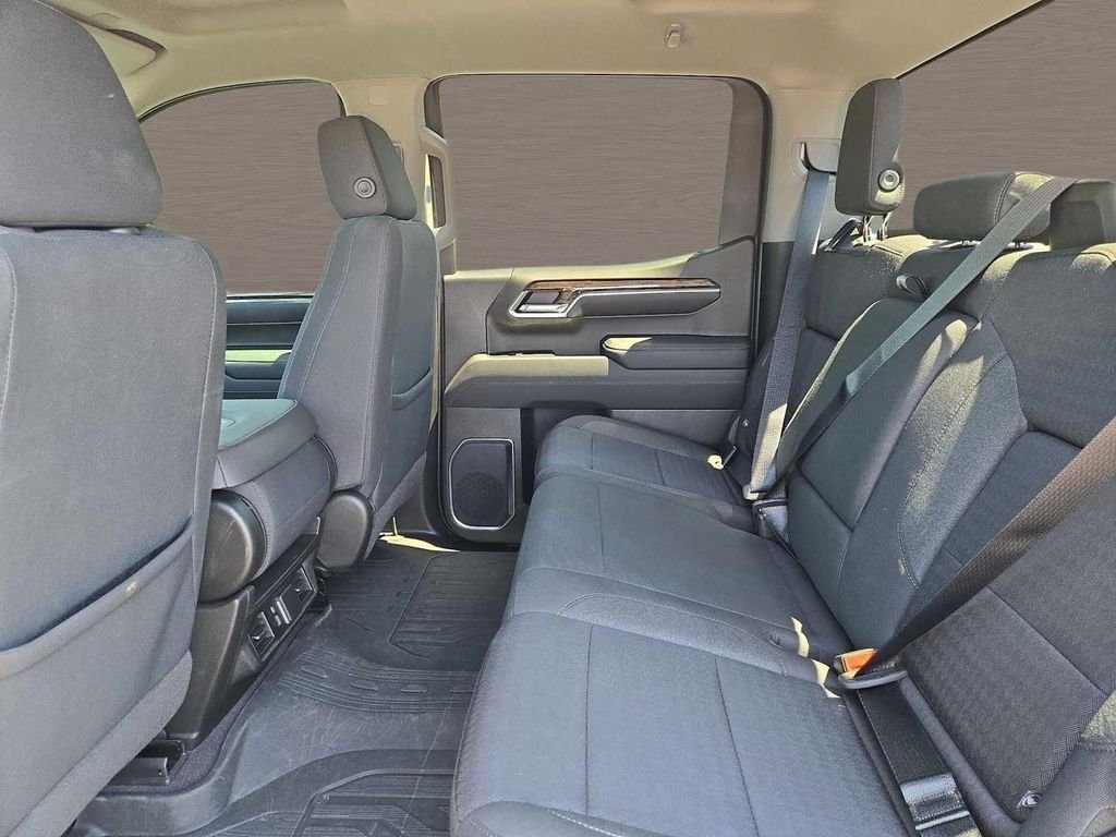 Used 2022 Black GMC Elevation image 13