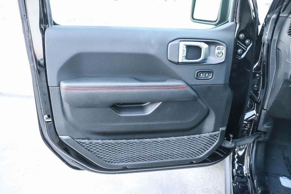 New 2026 Black Clearcoat Jeep Rubicon X image 24