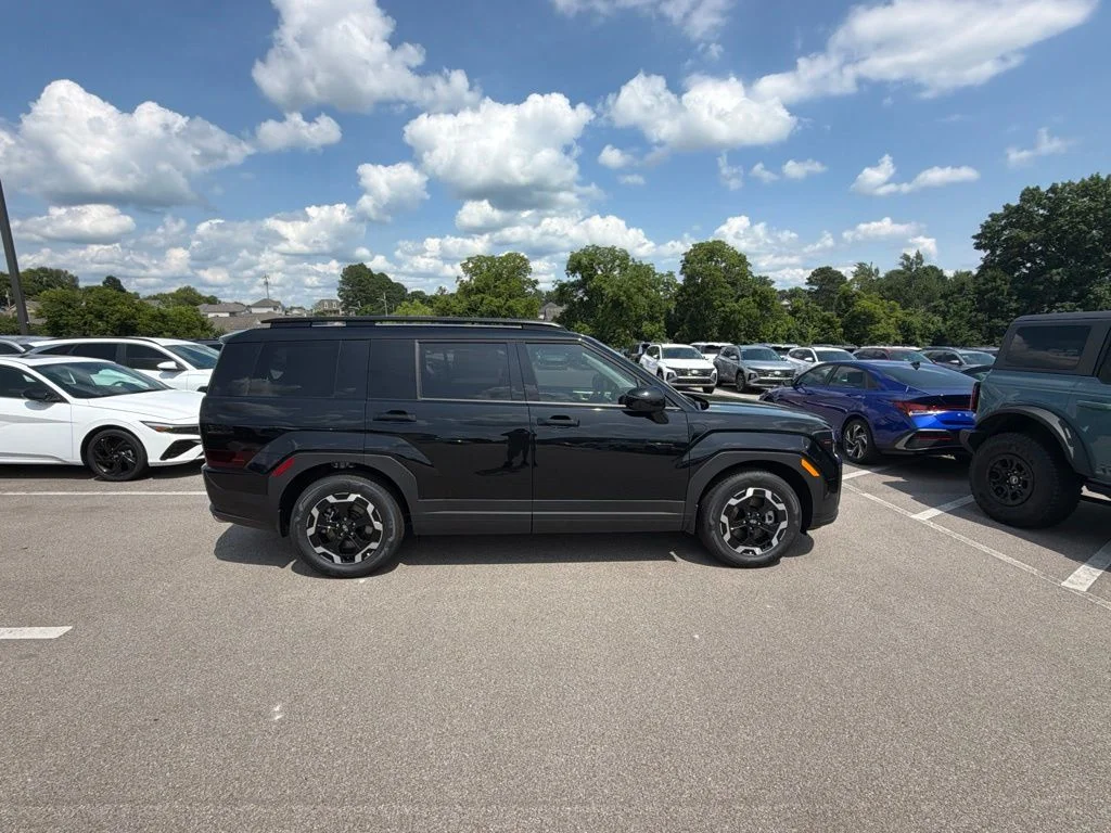 New 2026 Phantom Black Hyundai SEL image 6