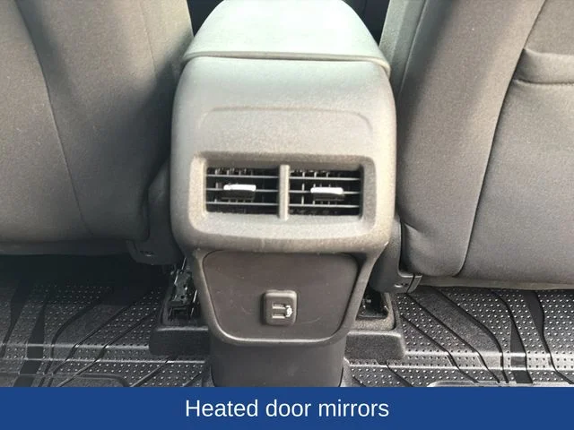 Used 2022 White Chevrolet LT image 25