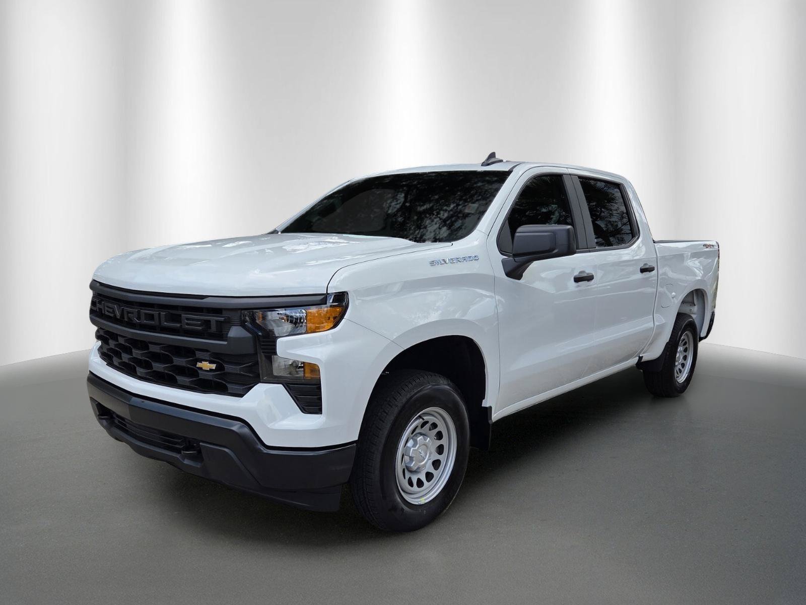 New 2026 Summit White Chevrolet WT image 2